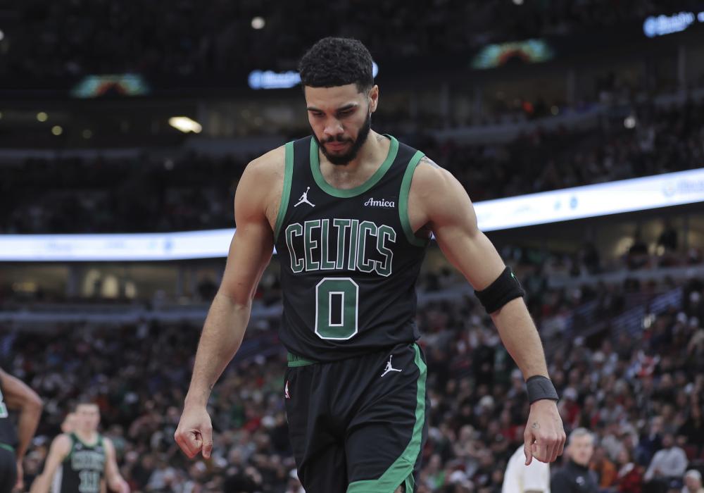 球员们将更 球员们将更