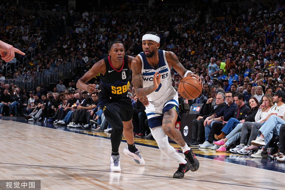 手特点量身 手特点量身