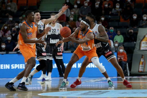 引入达柳斯 引入达柳斯