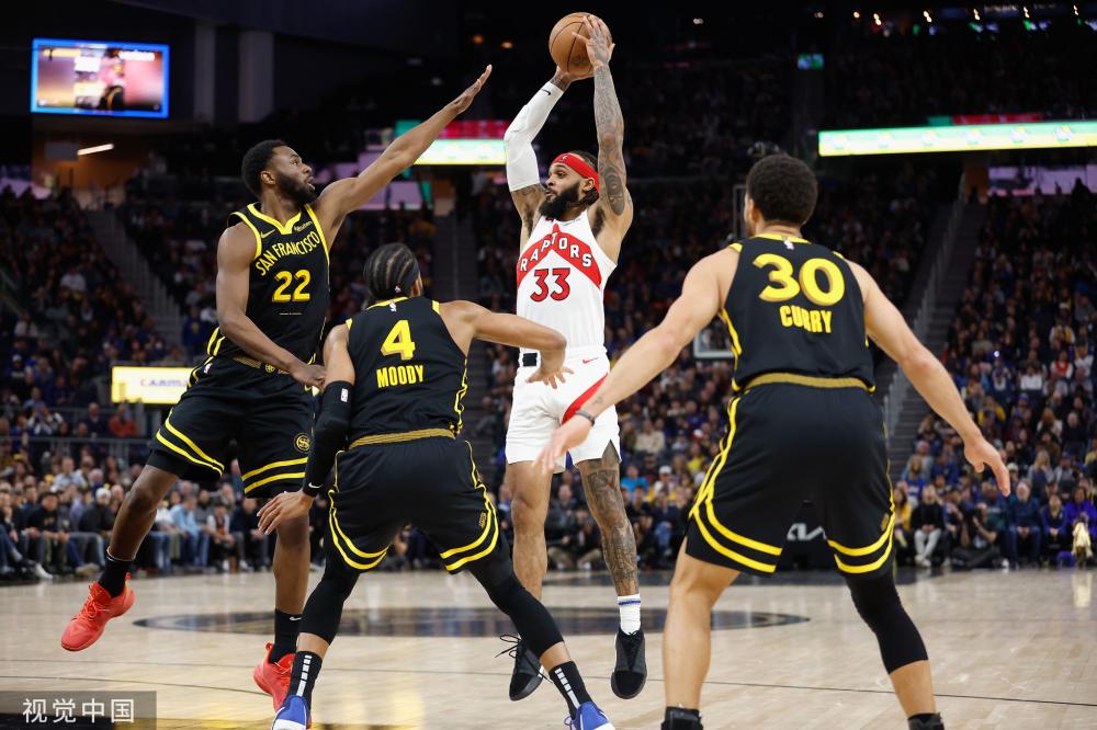 他赢得比赛 他赢得比赛